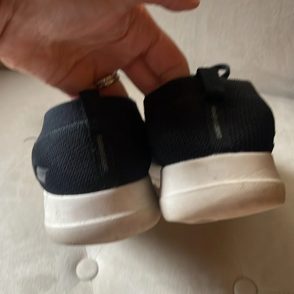 Skechers Gen 5 Athletic Shoes